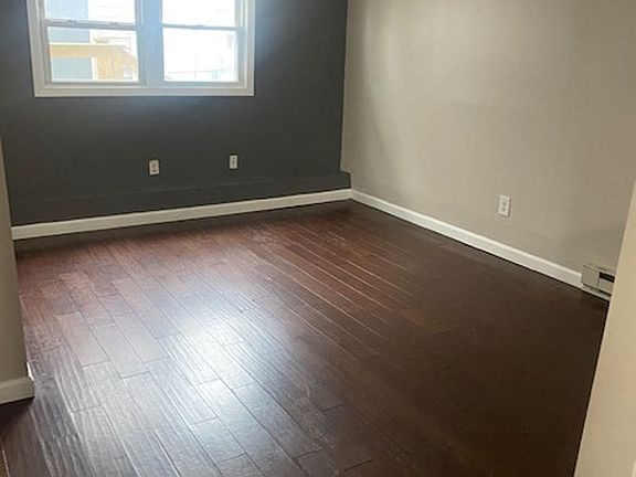 5th image of 28 Odd St #1