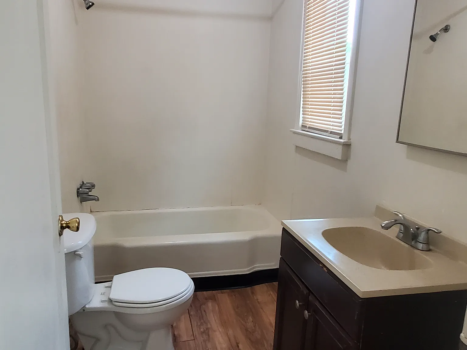 1 bed, 500 sqft, $975 — Photo 4