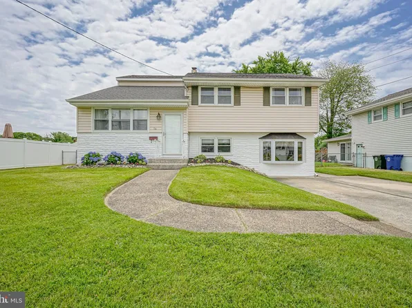 16 Hickory Rd, Woodbury, NJ 08096