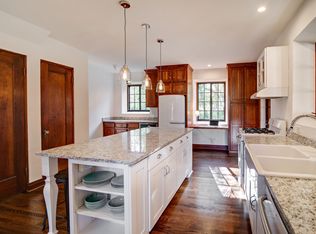 727 Sunset Ave, Manhattan, KS 66502