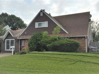 26 Spiral Ln, Levittown, NY, 11756