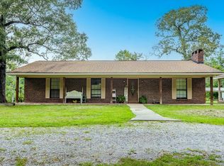 35 Ashe Nursery Rd, Wiggins, MS 39577