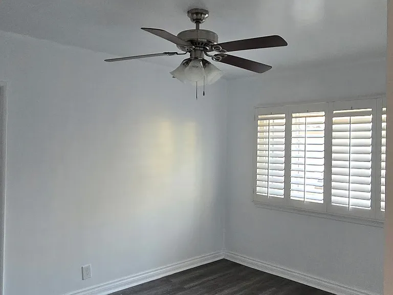 9246 Hasty Ave — Photo 12