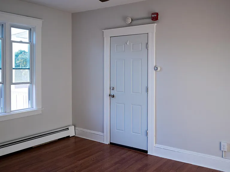 29 Curtin Ave #2 — Photo 4