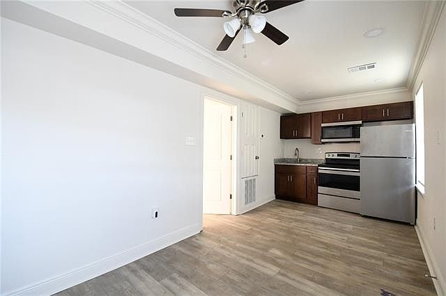 2nd image of 1725 Dumaine St #101