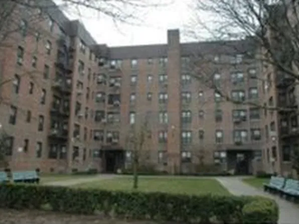 2220 Burnett Street image 1 of 1