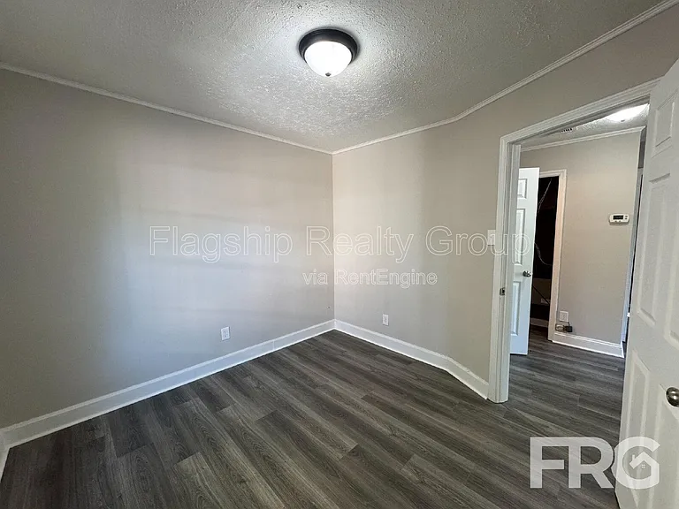 610 3rd St — Photo 15