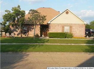 17144 Fountainbleau Dr, Prairieville, LA 70769