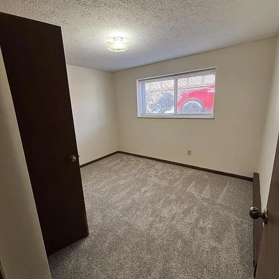211 Dodge Dr #C2 — Photo 7