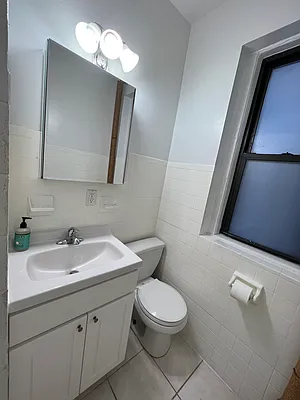 Rented by City Connections Realty | media 19