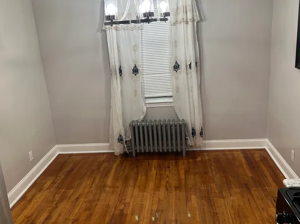 (undisclosed Address), Cambria Heights, NY 11411