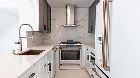 Rented by ISRAEL A Burns, LREB