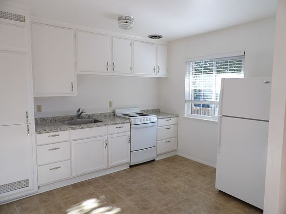 2nd image of 18307 Sierra Dr #7