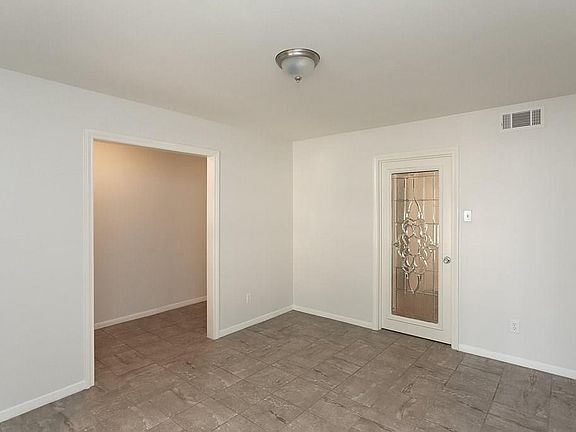 5th image of 8666 Glen Valley Dr