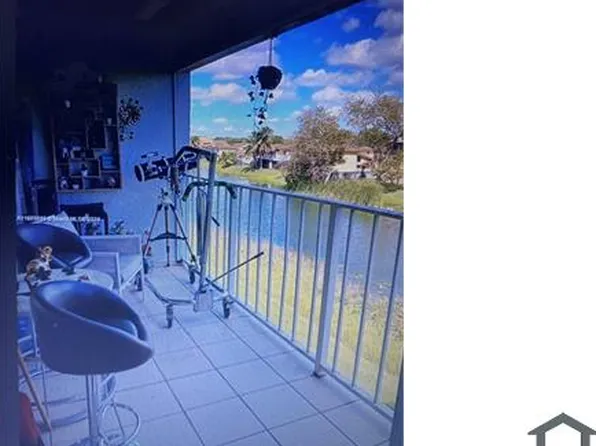 8475 SW 156th Ct APT 333, Miami, FL 33193
