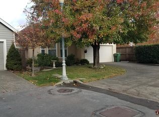 861 Patti Page Ct, Windsor, CA 95492