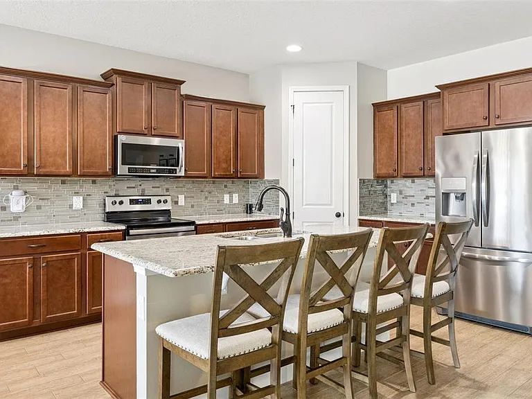 236 Messina Pl — Photo 11