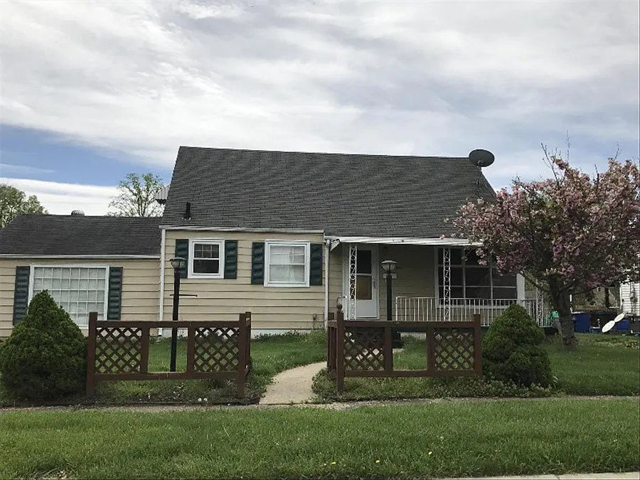 71 Red Bud Ln photo 1