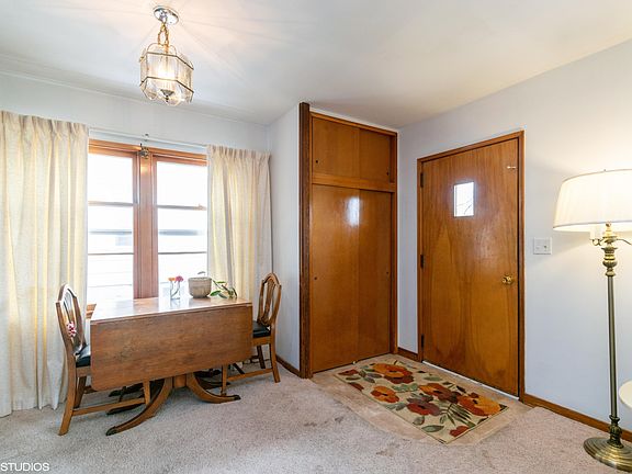 5th image of 1903 Burnett Ave