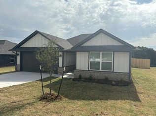 4669 Lincoln Lndg, Newalla, OK 74857