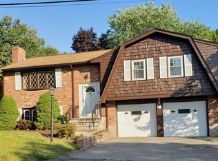 20 Hobart St, Dedham, MA 02026