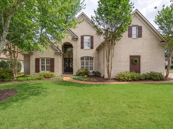 166 Ivy Brook Ln, Collierville, TN 38017