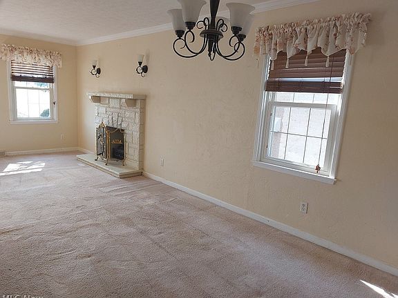 4th image of 319 Westwood Dr