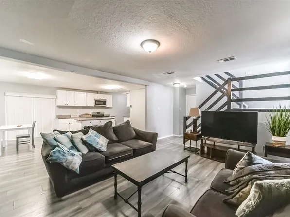 16726 Quail Park Drive, Houston, TX 77489