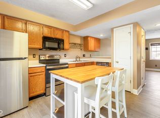 765 E Sherwood Hills Dr, Bloomington, IN 47401