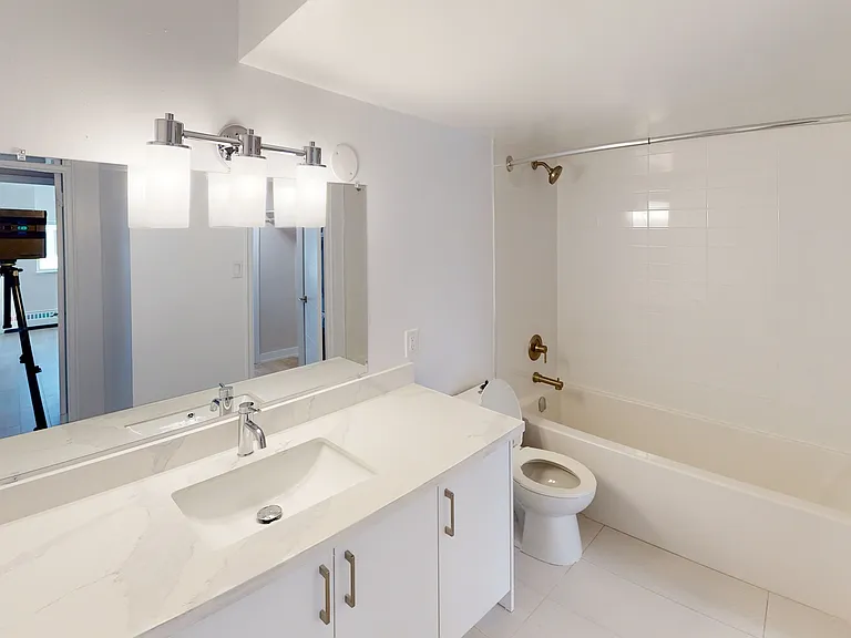 2220 Weston Rd — Photo 11