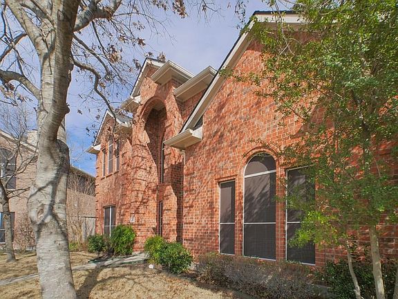 3rd image of 4100 English Ivy Dr