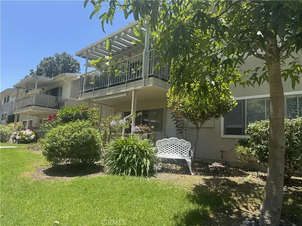254 Calle Aragon Unit D, Laguna Woods, CA 92637
