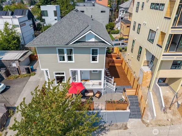 2216 E Fir Street, Seattle, WA 98122