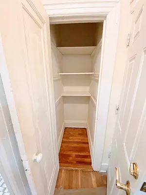 Rented by Keller Williams NYC | media 21