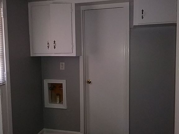 5th image of 1453 Randall Dr
