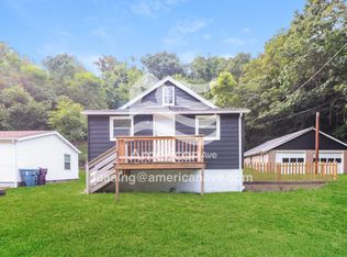 155 Jackson Rd, Pittsburgh, PA 15239