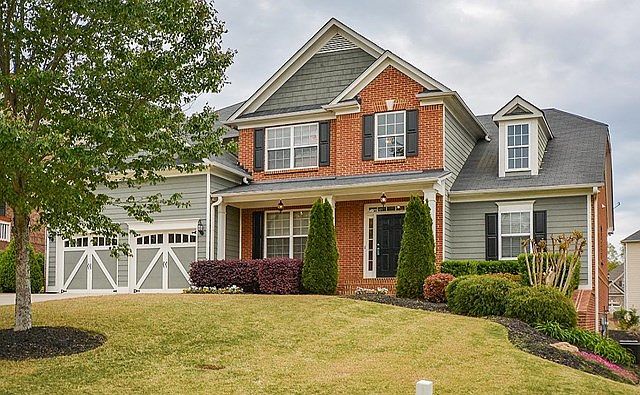 2nd image of 4460 Wembly Pl