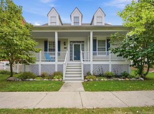 43137 Emerson Way, Novi, MI 48377