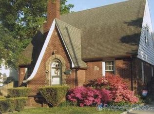 1994 Camp Ave, Merrick, NY 11566