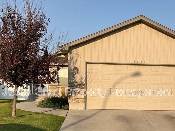 3908 Brighton Cir