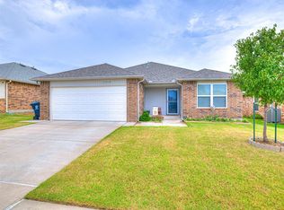 11012 NW 94th St, Yukon, OK 73099