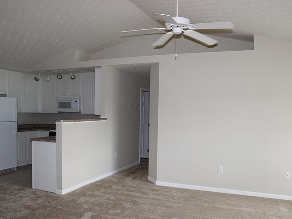 3rd image of 662 Fairbury Way #13-A