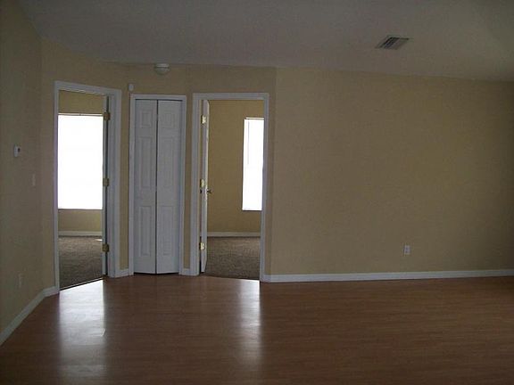 5th image of 1112 Ichabod Ave S