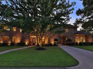 18111 Pleasantwood Dr, Spring, TX 77379