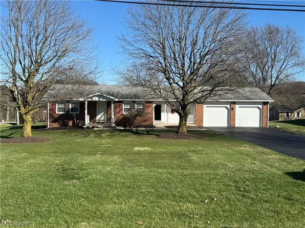 14566 Avery Cir, East Liverpool, OH 43920