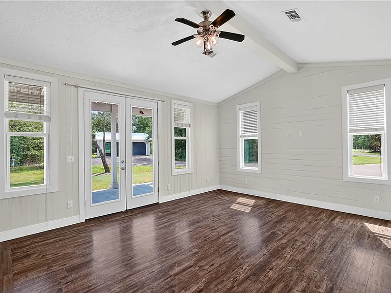 5444 Raymond Stotzer Pkwy — Photo 20