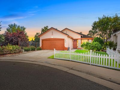 8401 Pinyon Pine Pl, Antelope, CA, 95843