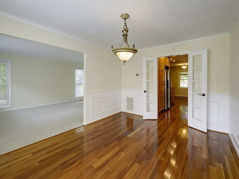 7518 Westlake Ter — Photo 13