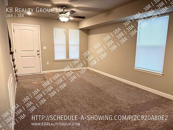 3rd image of 115 SW Little Garden Ln