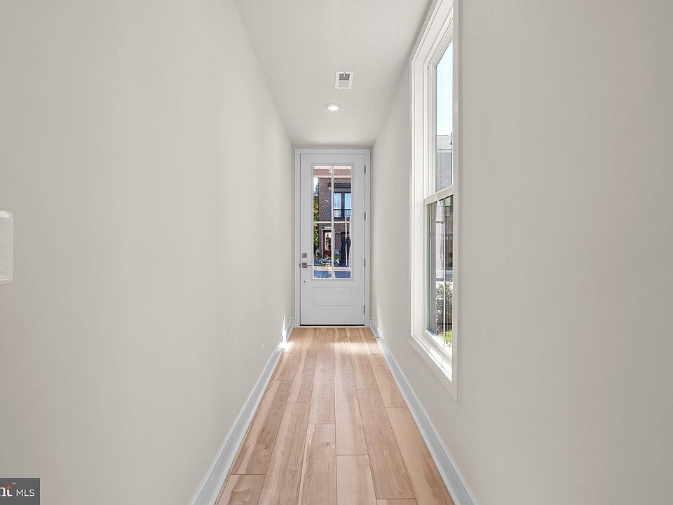 43595 Farringdon Sq, Ashburn, VA 20148 Zillow